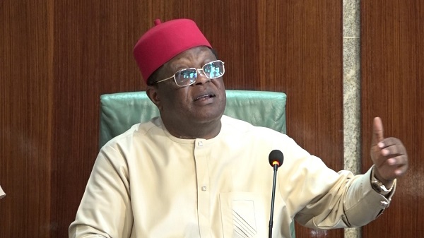 Umahi Warns Contractors Over Failed Federal Roads in Edo, Threatens Contract Revocation