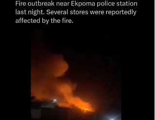 Fire Breaks Out Near Ekpoma Police Station, Several Stores Affected