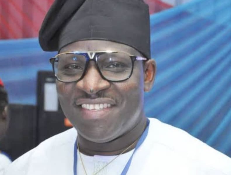 Osawaru Flags Off Massive Empowerment In Edo, Vows To Do More For Constituents